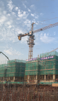 藍(lán)天塔吊